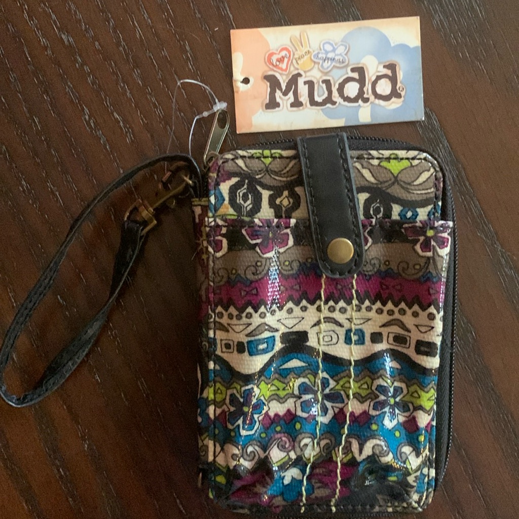 Mudd Wristlet